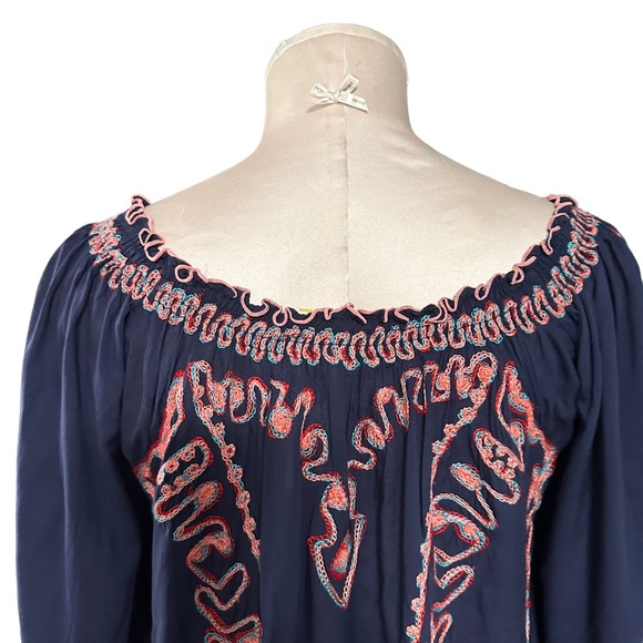 Poupette St Barth navy top in Large.  Absolutely gorgeous embroidery. - Picture 11 of 15